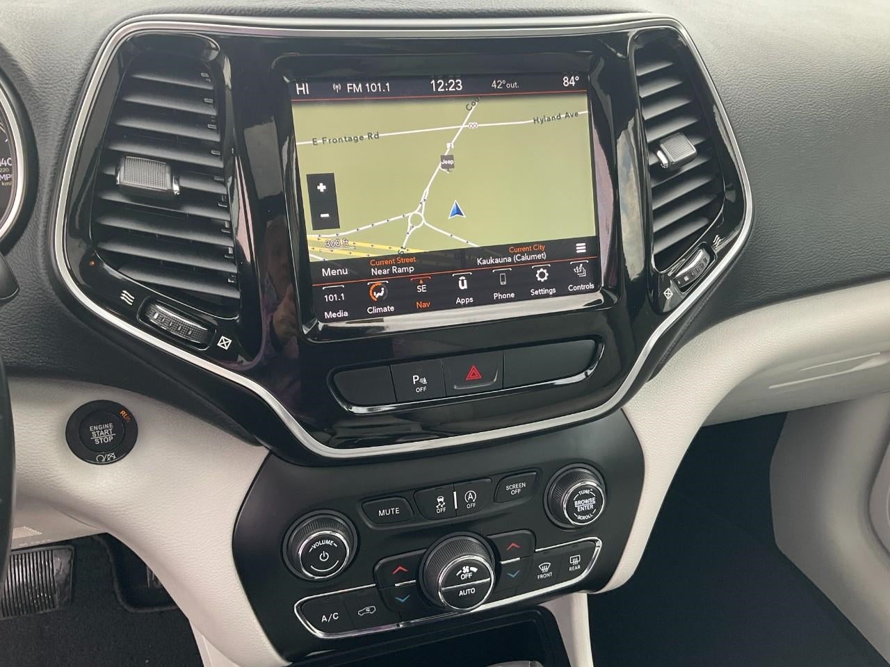 2020 Jeep Cherokee Limited FWD