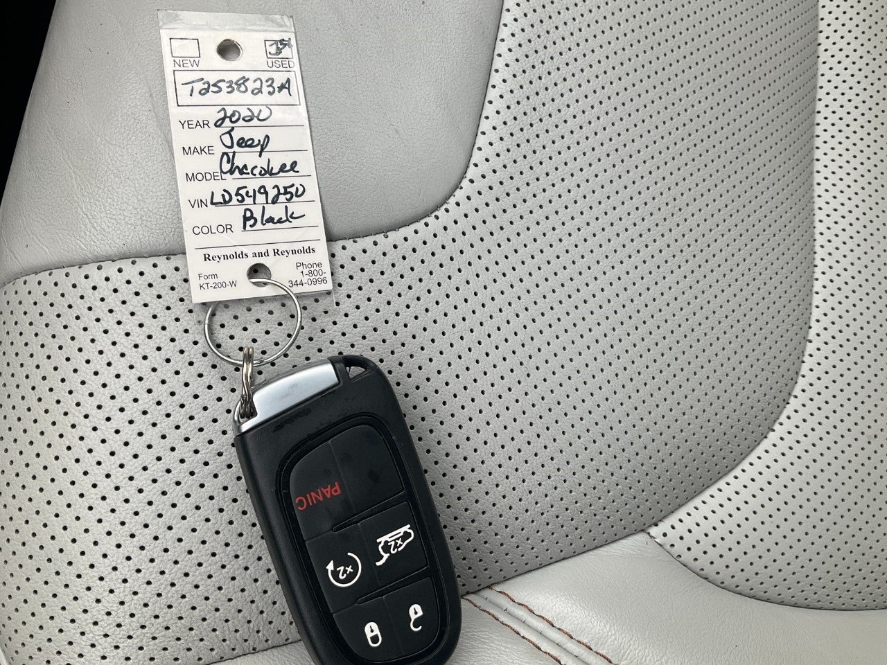 2020 Jeep Cherokee Limited FWD