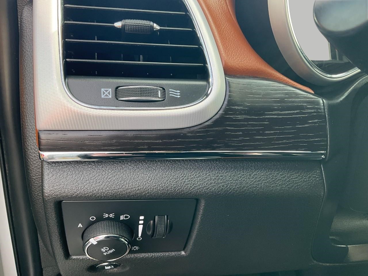 2019 Jeep Grand Cherokee Summit 4x4