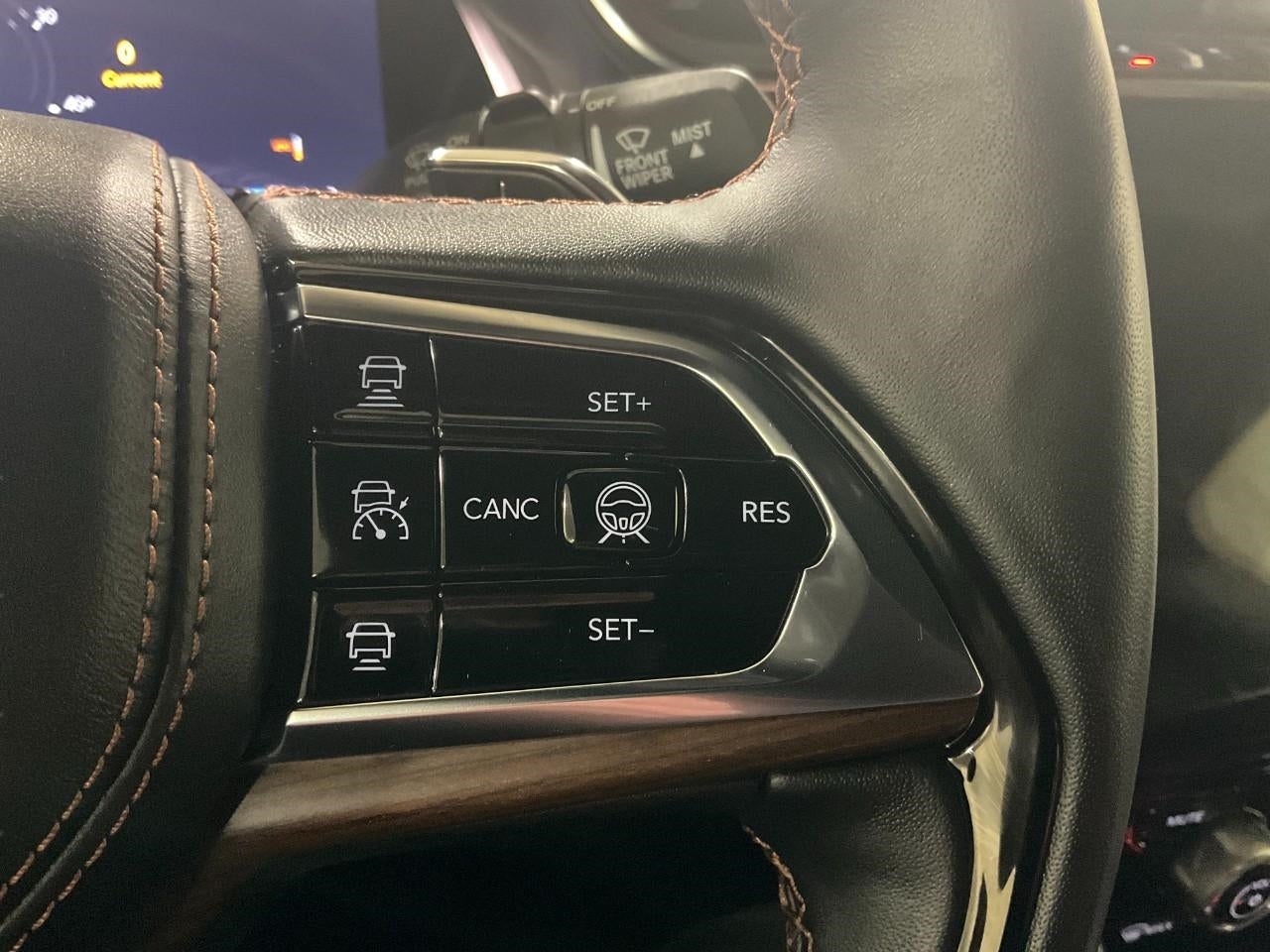 2023 Jeep Grand Cherokee Summit 4x4