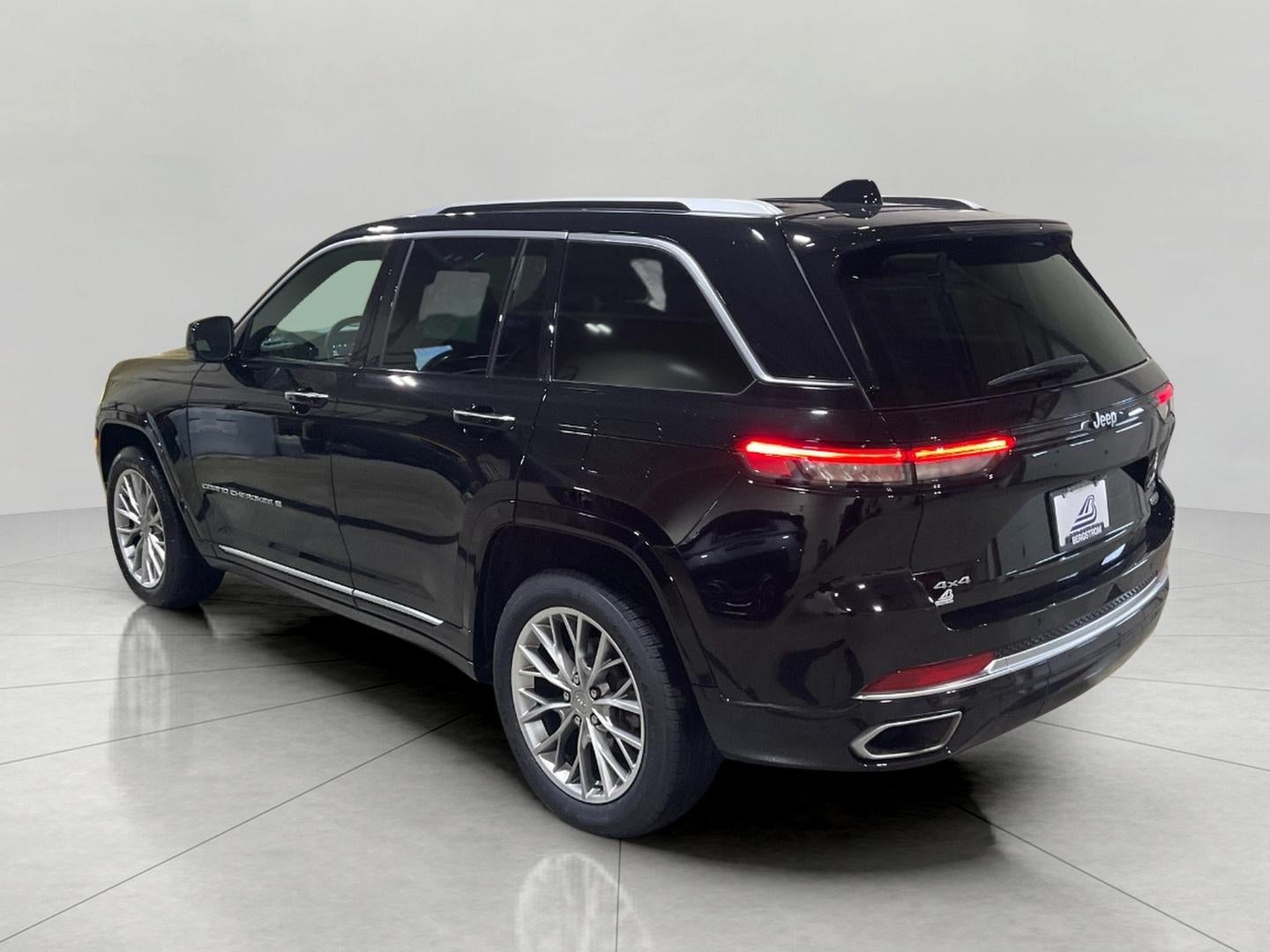 2023 Jeep Grand Cherokee Summit 4x4