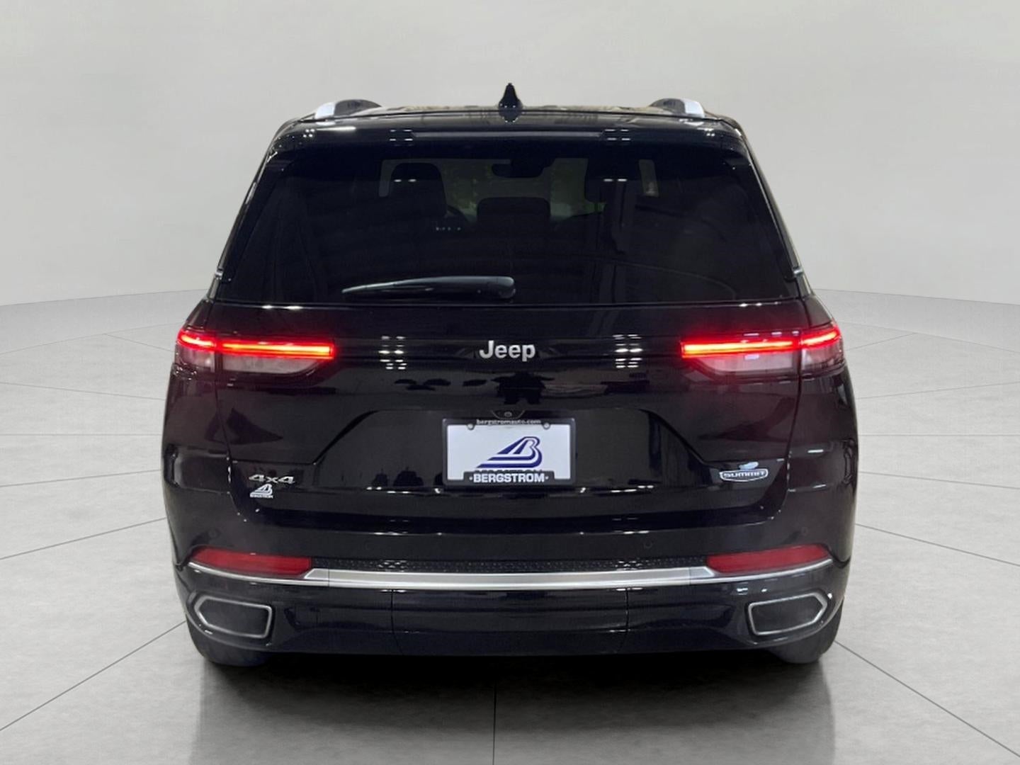 2023 Jeep Grand Cherokee Summit 4x4