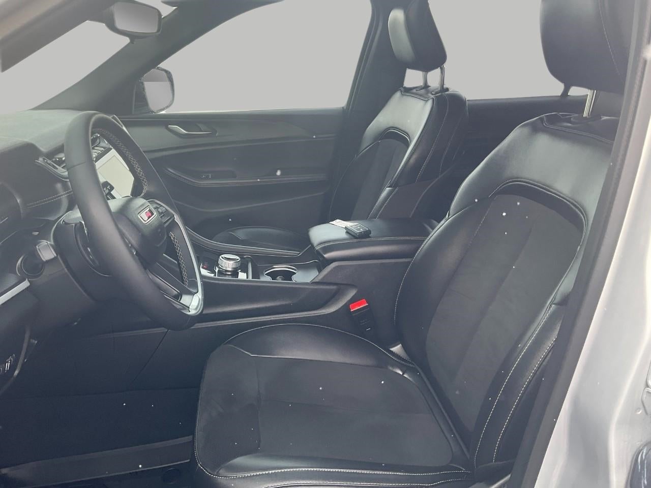 2024 Jeep Grand Cherokee L Altitude X 4x4