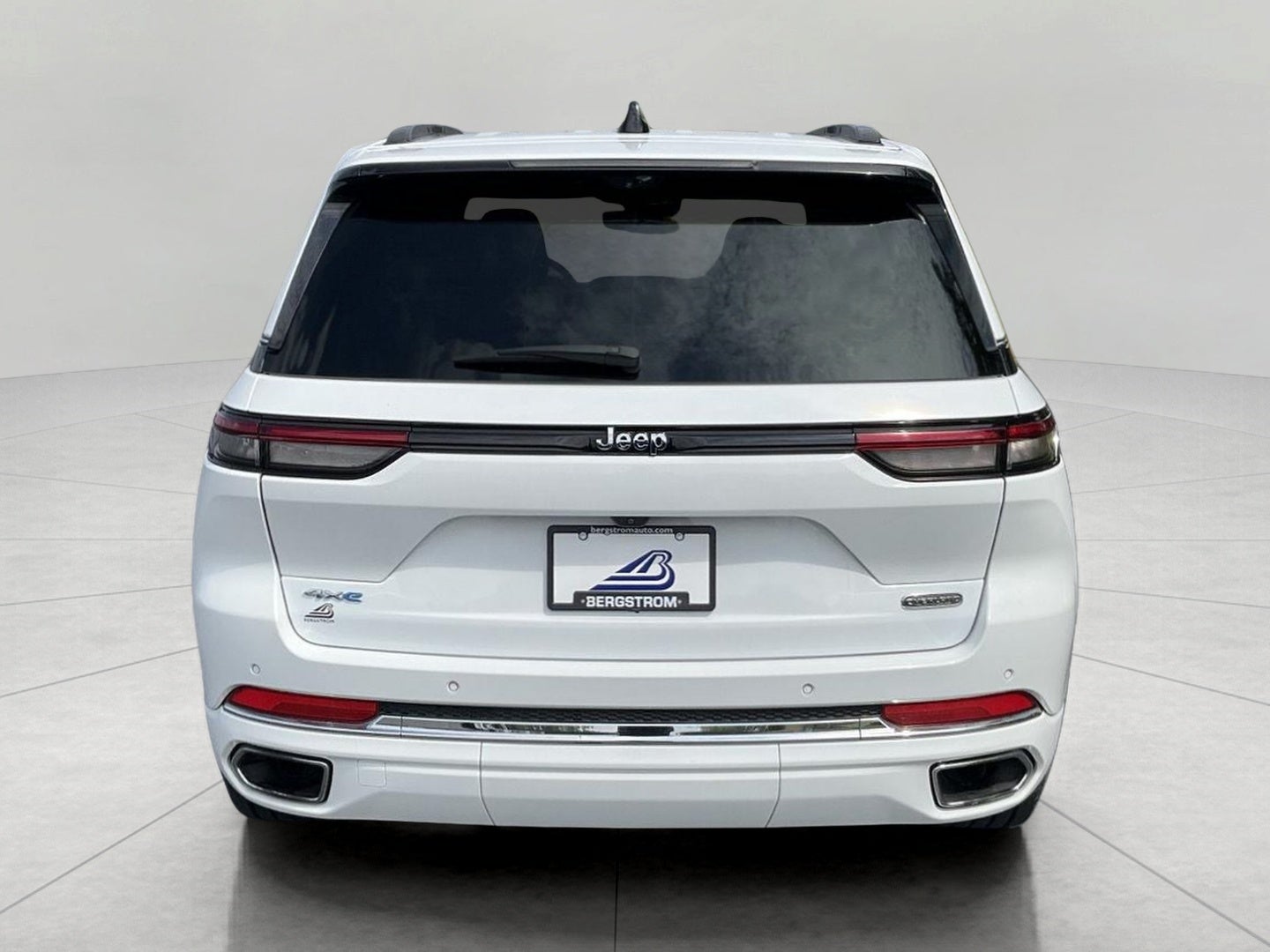 2022 Jeep Grand Cherokee 4xe Overland 4x4