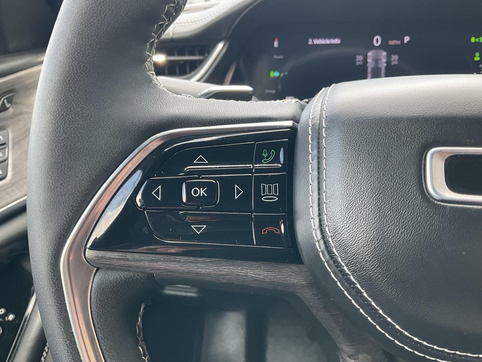 2022 Jeep Grand Cherokee 4xe Overland 4x4