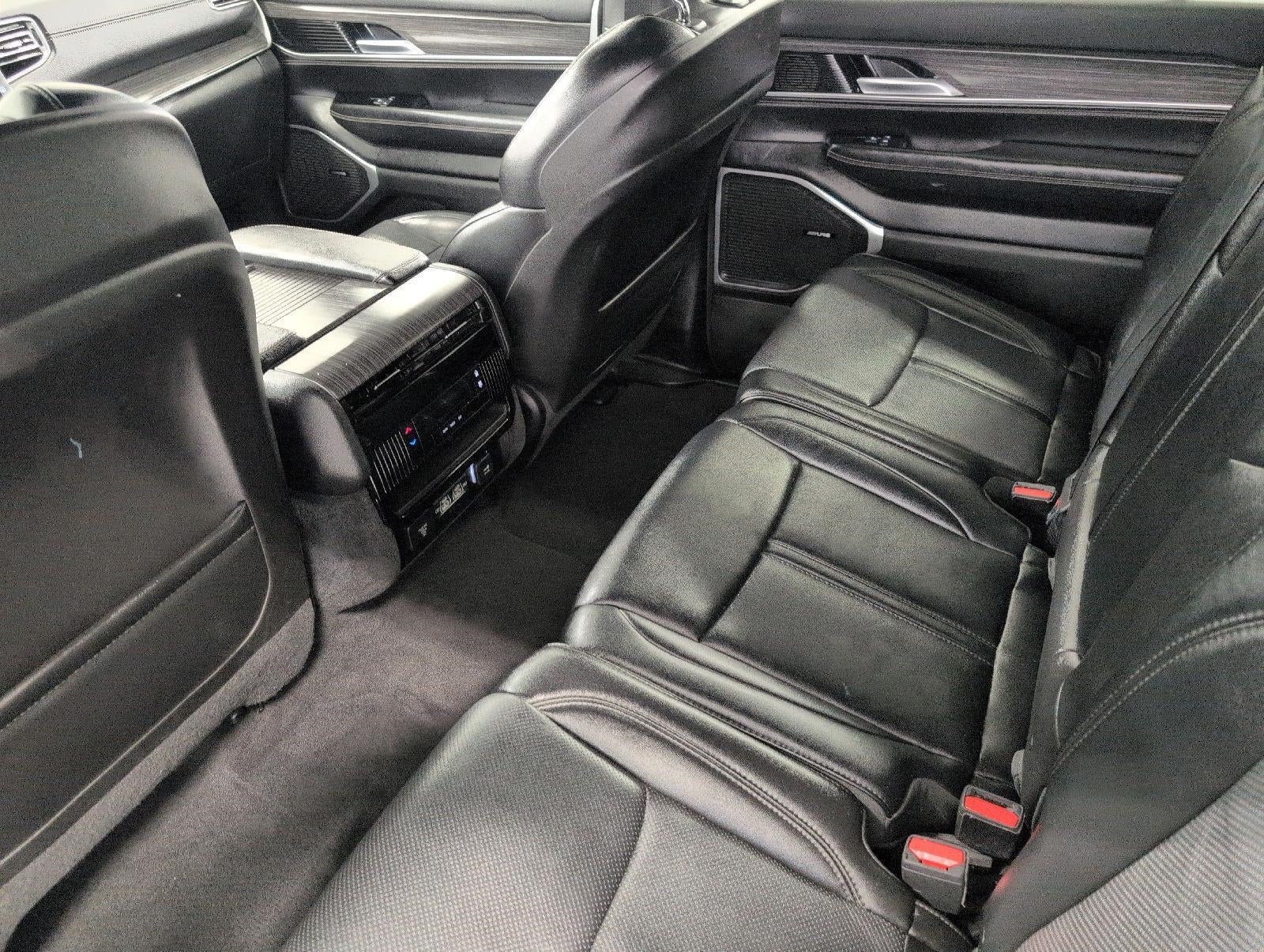 2024 Jeep Wagoneer L Series II 4x4