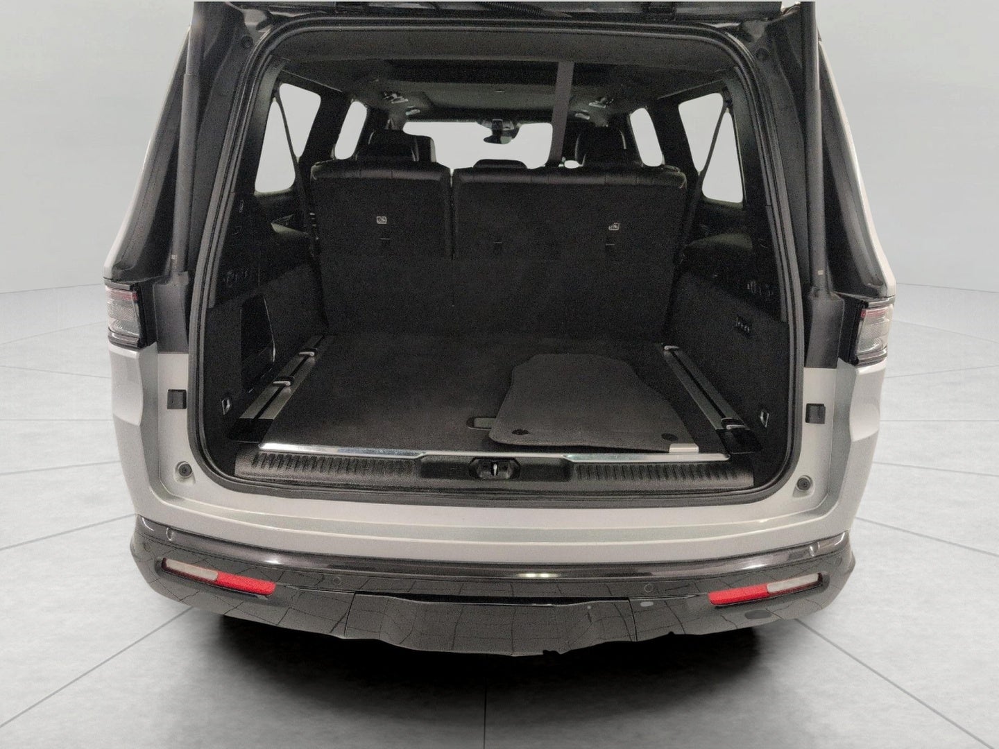 2024 Jeep Grand Wagoneer L Series II 4x4
