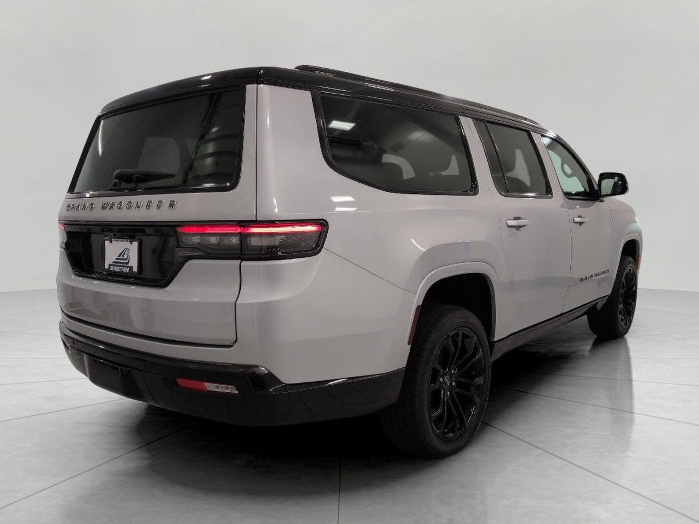 2024 Jeep Grand Wagoneer L Series II 4x4