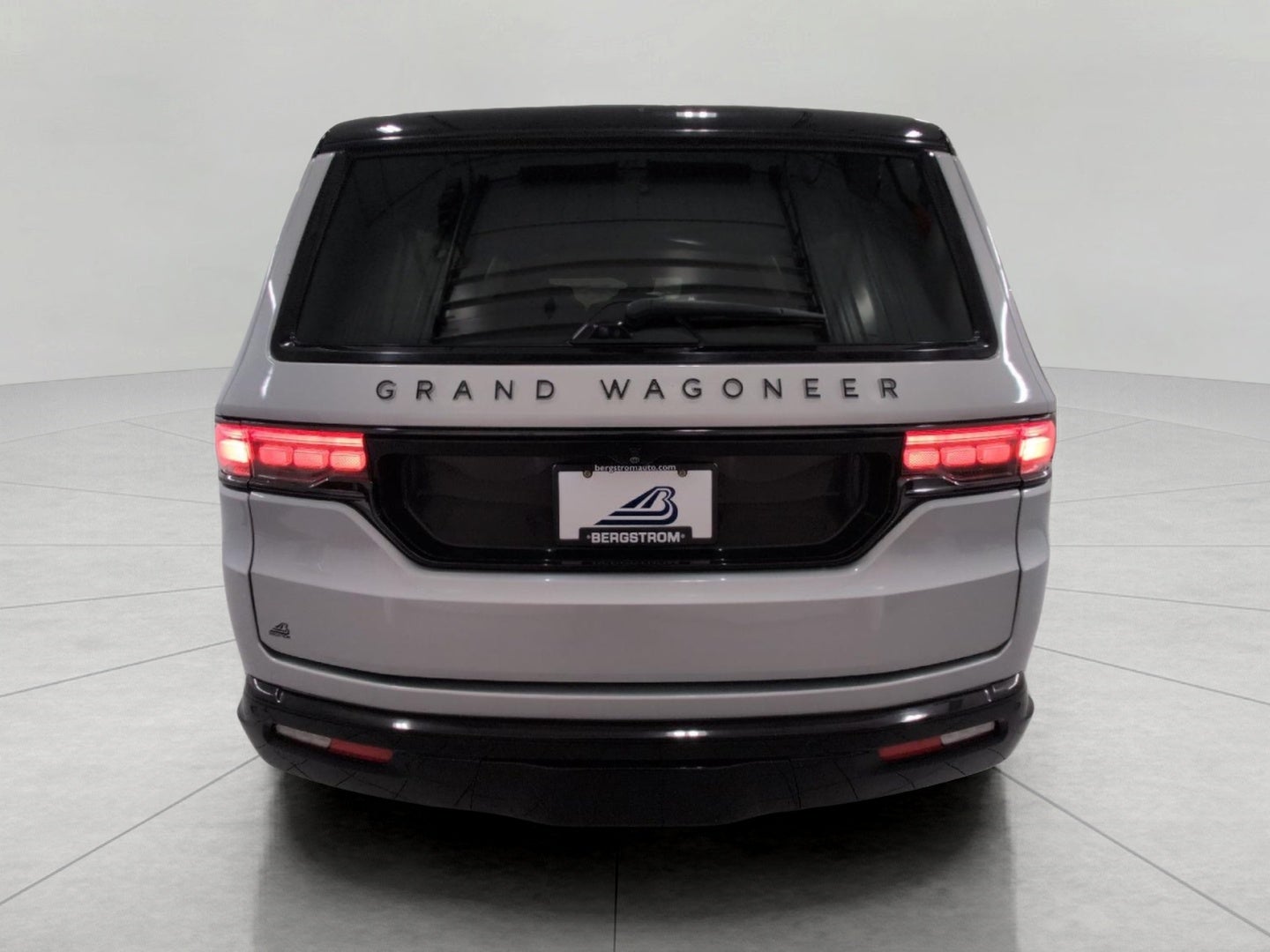 2024 Jeep Grand Wagoneer L Series II 4x4