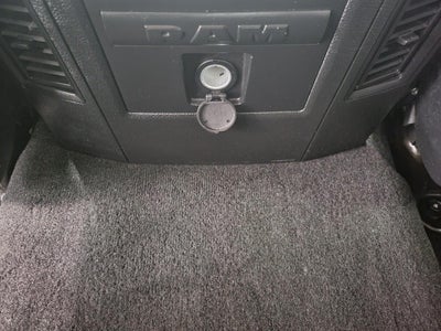 2018 RAM 1500 Big Horn Crew Cab 4x4 5'7' Box