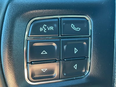 2017 RAM 1500 Big Horn Crew Cab 4x4 5'7' Box