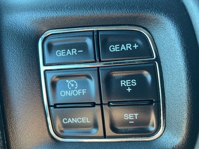 2017 RAM 1500 Big Horn Crew Cab 4x4 5'7' Box