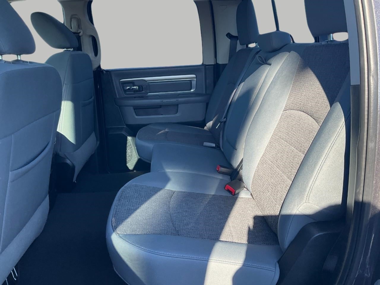 2017 RAM 1500 Big Horn Crew Cab 4x4 5'7' Box