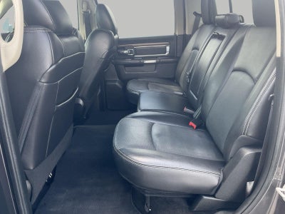 2017 RAM 1500 Laramie Crew Cab 4x4 5'7' Box