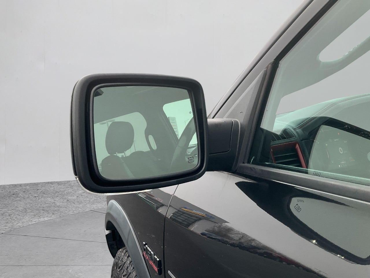 2017 RAM 1500 Rebel Crew Cab 4x4 5'7' Box