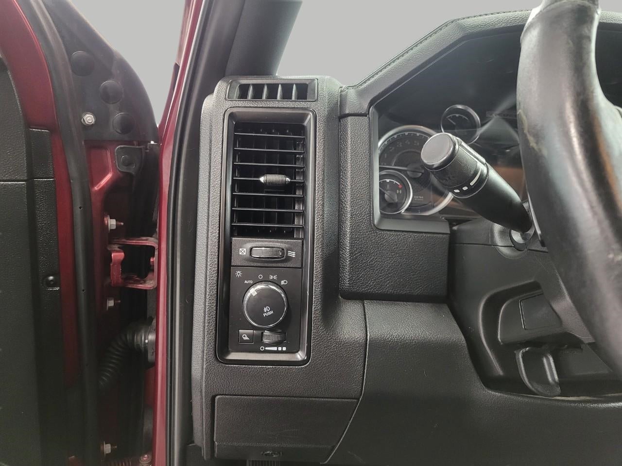 2017 RAM 1500 Rebel Crew Cab 4x4 5'7' Box