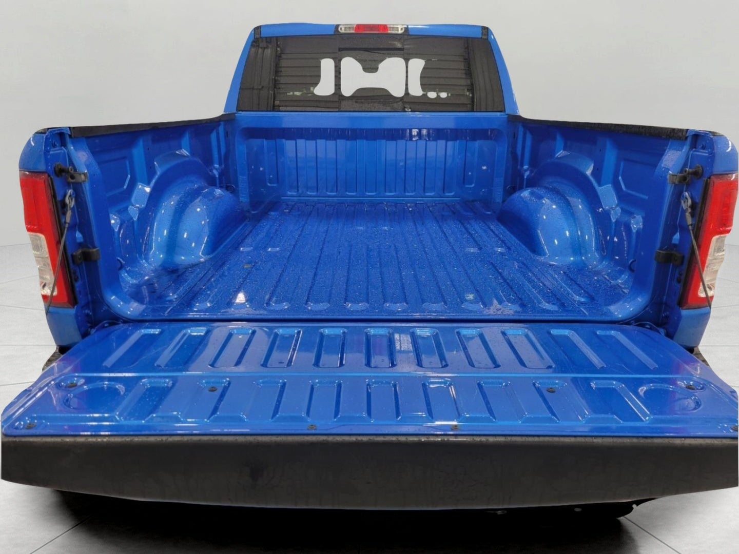 2022 RAM 1500 Big Horn Quad Cab 4x4 6'4' Box