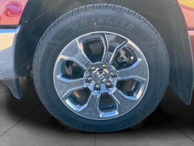 2023 RAM 1500 Big Horn Crew Cab 4x4 5'7' Box