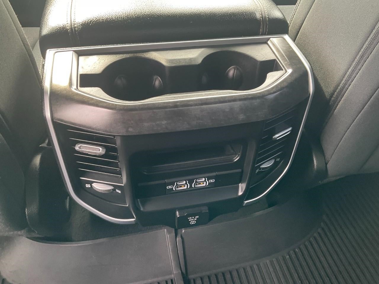 2022 RAM 1500 Big Horn Quad Cab 4x4 6'4' Box