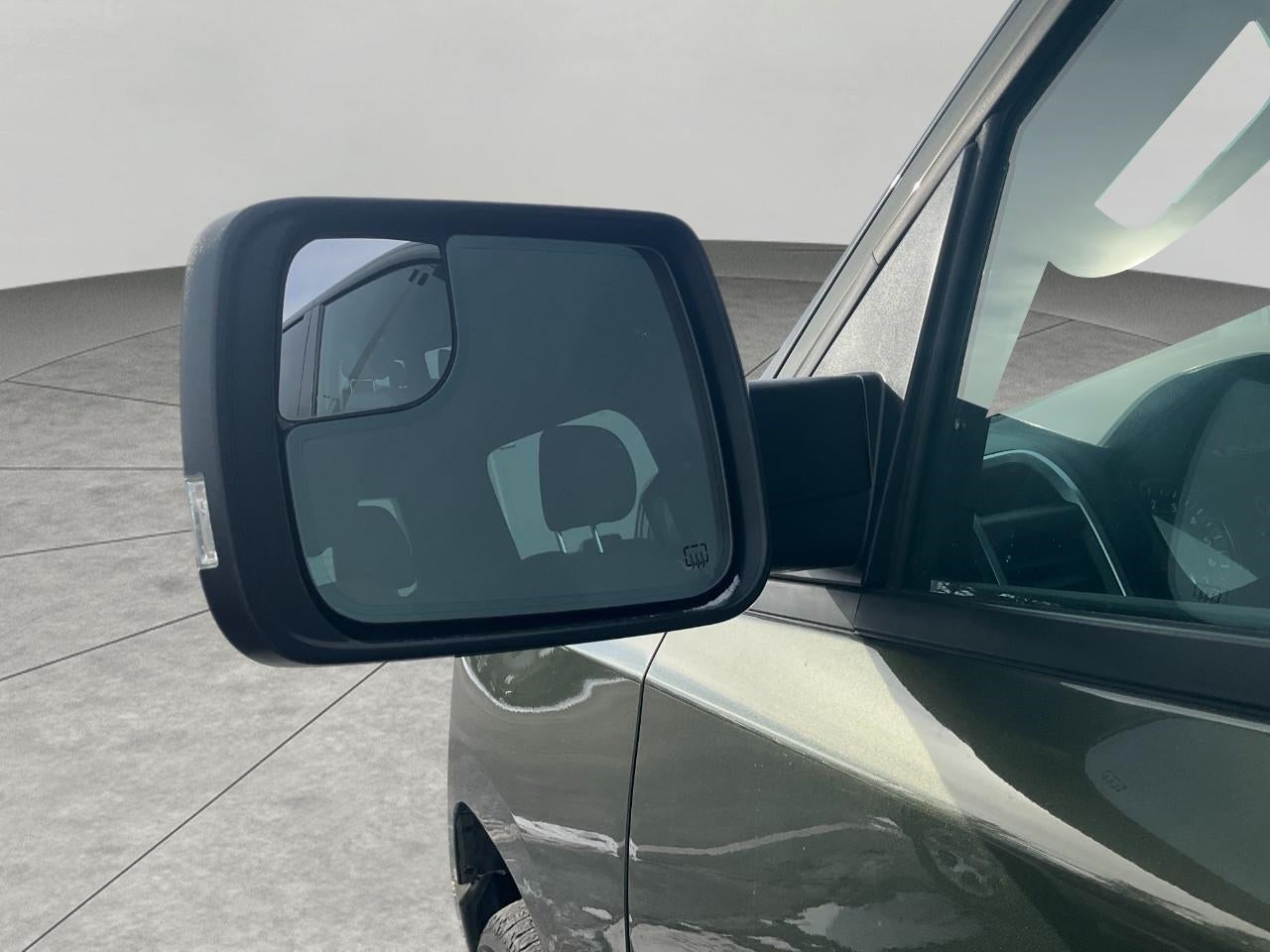 2021 RAM 1500 Big Horn Quad Cab 4x4 6'4' Box