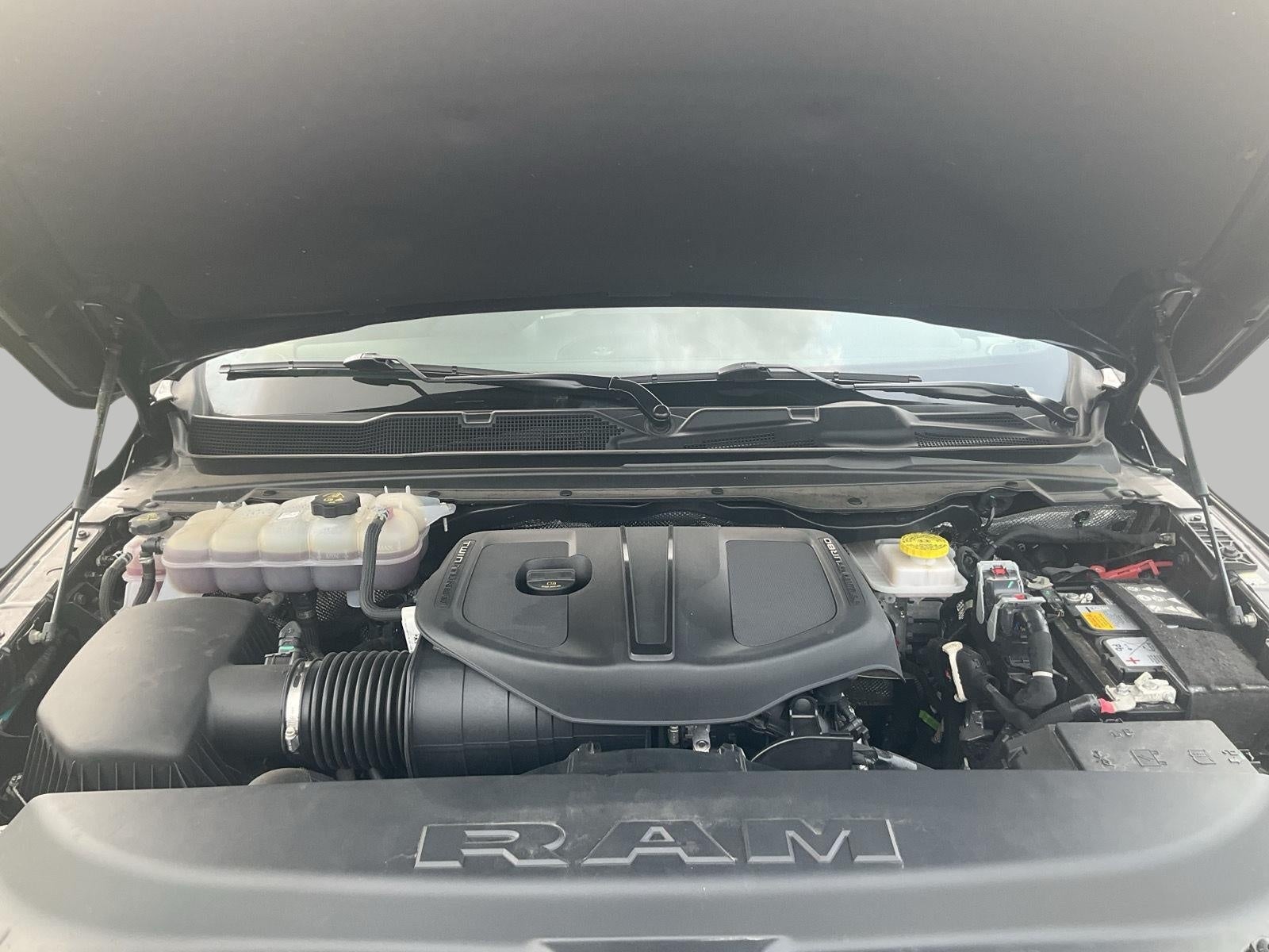 2025 RAM 1500 Big Horn Crew Cab 4x4 5'7' Box