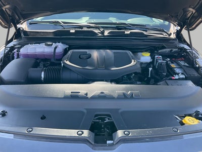 2025 RAM 1500 Big Horn Crew Cab 4x4 5'7' Box