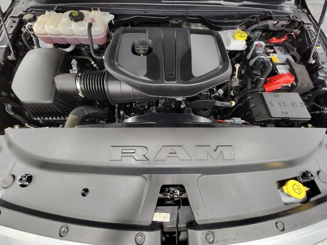 2025 RAM 1500 Big Horn Crew Cab 4x4 5'7' Box