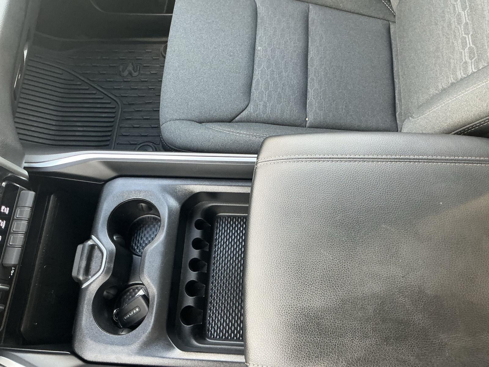 2025 RAM 1500 Big Horn Crew Cab 4x4 5'7' Box