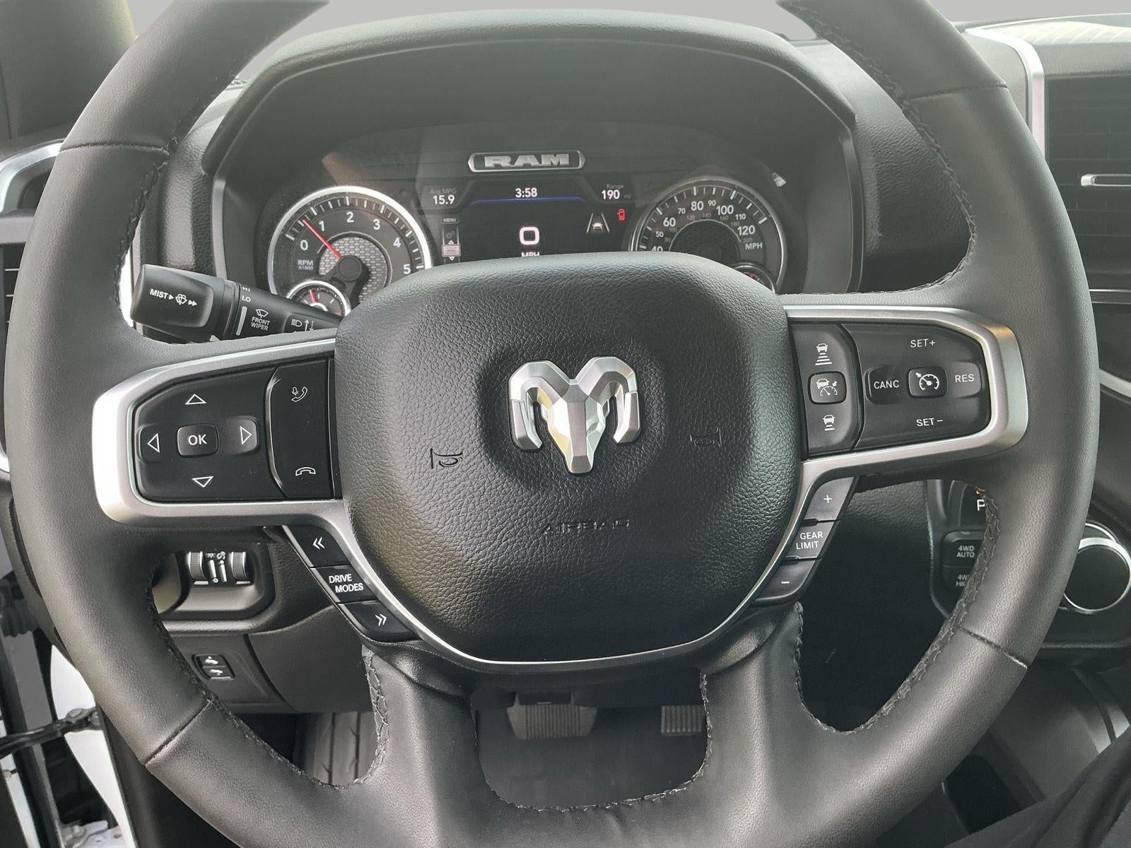 2025 RAM 1500 Big Horn Crew Cab 4x4 5'7' Box