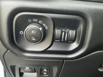 2025 RAM 1500 Big Horn Crew Cab 4x4 5'7' Box