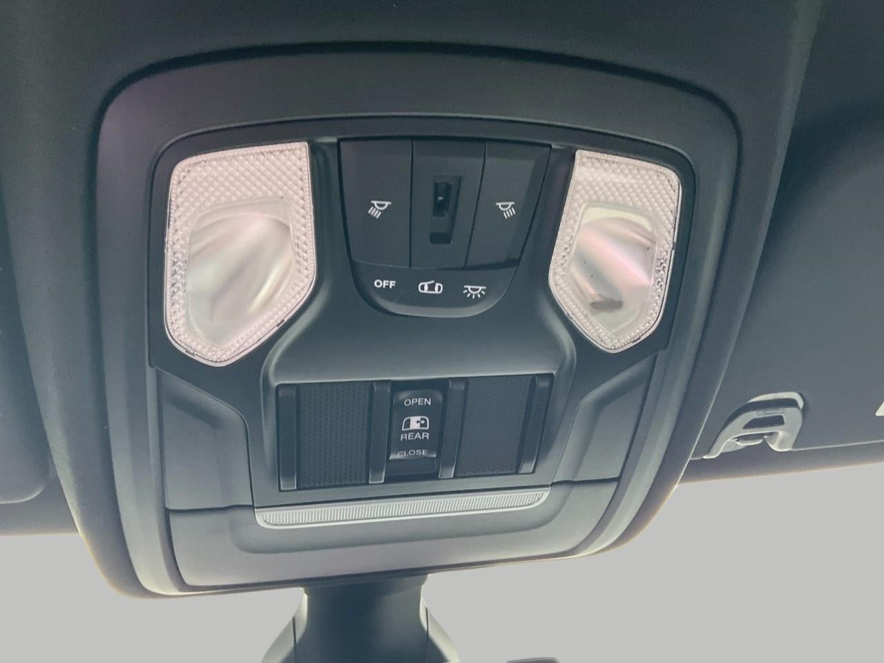 2019 RAM 1500 Big Horn/Lone Star Crew Cab 4x4 5'7' Box