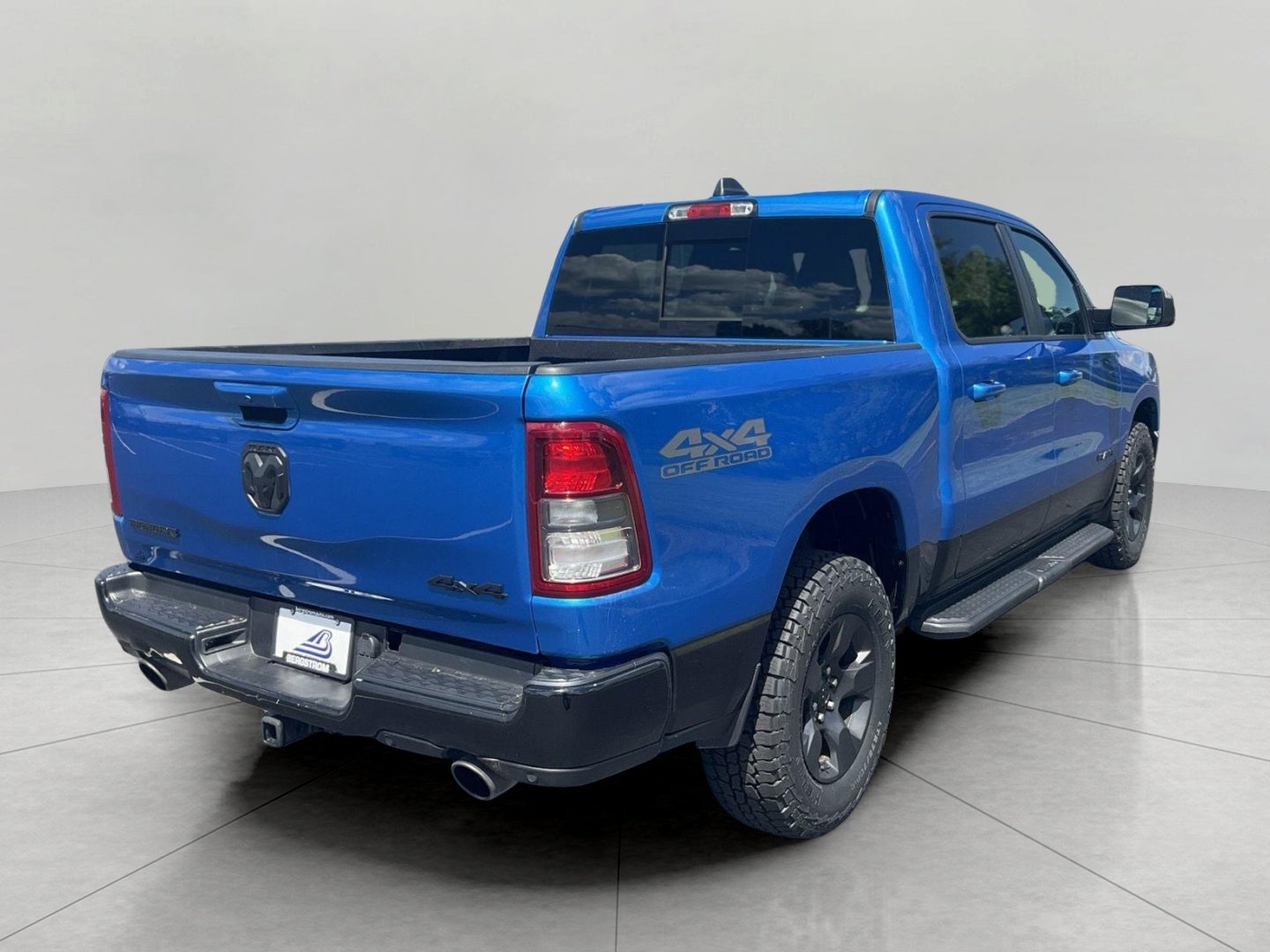 2022 RAM 1500 Big Horn Crew Cab 4x4 5'7' Box