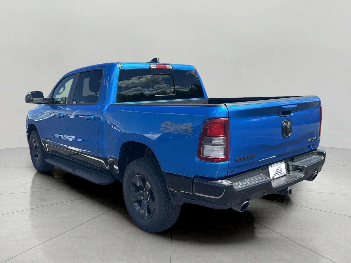 2022 RAM 1500 Big Horn Crew Cab 4x4 5'7' Box