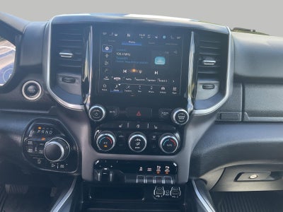2022 RAM 1500 Big Horn Crew Cab 4x4 5'7' Box
