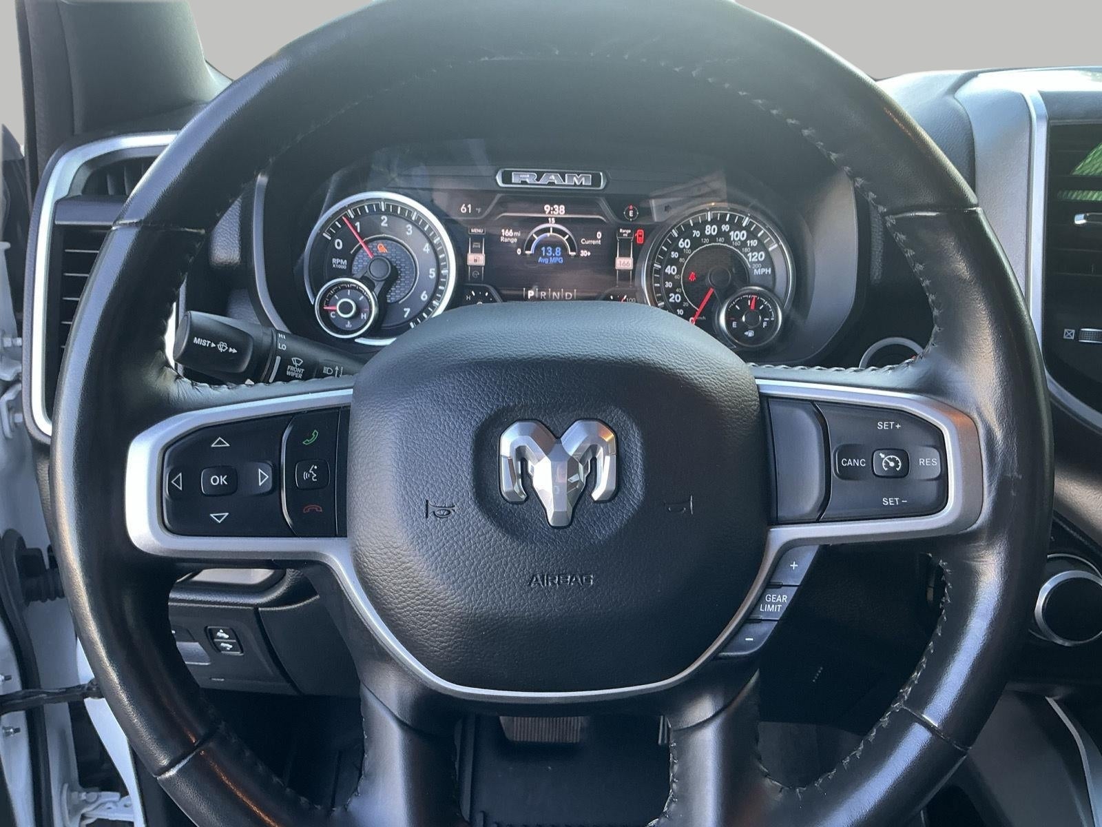 2020 RAM 1500 Big Horn Crew Cab 4x4 5'7' Box