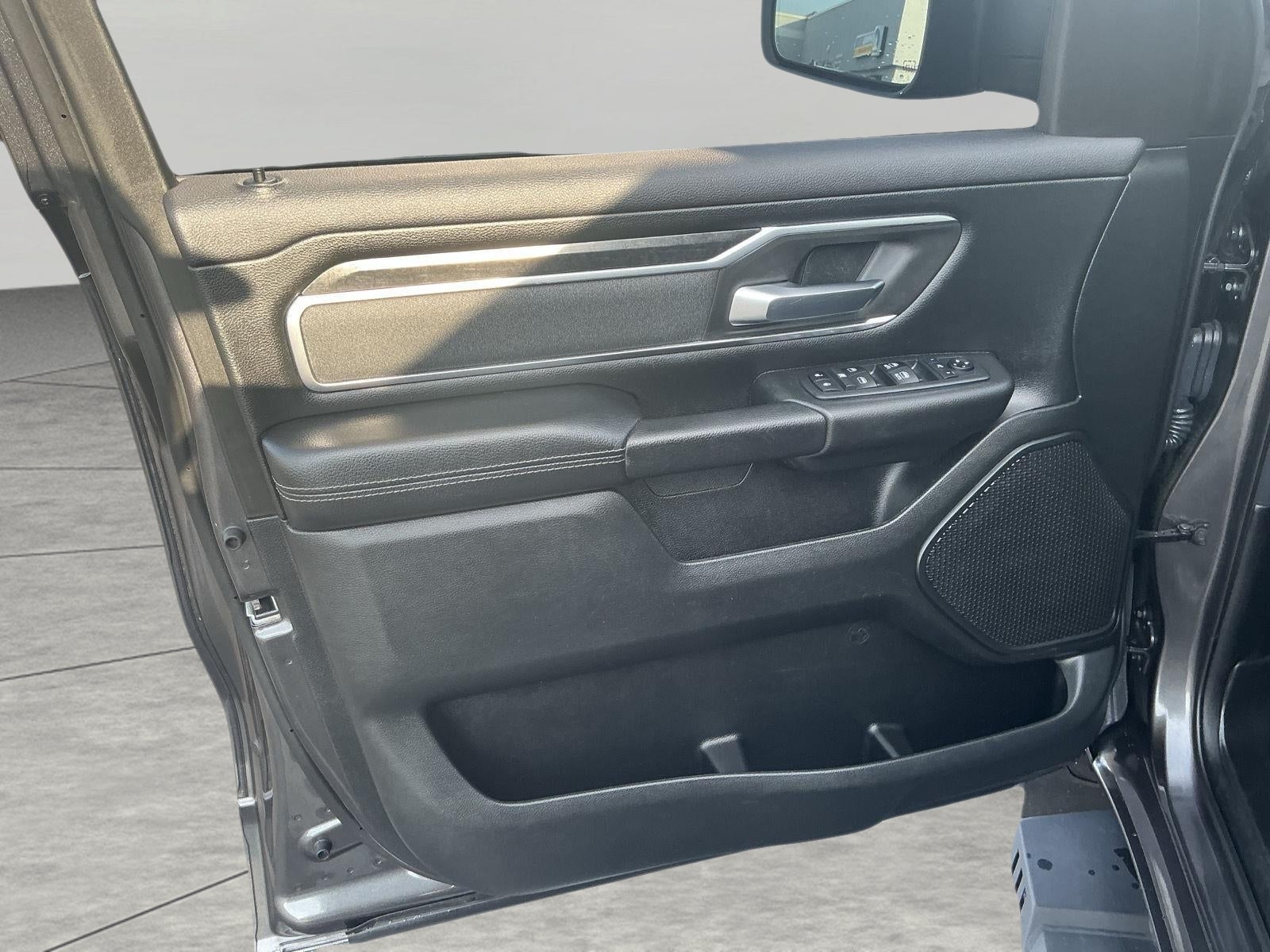 2019 RAM 1500 Big Horn/Lone Star Crew Cab 4x4 5'7' Box