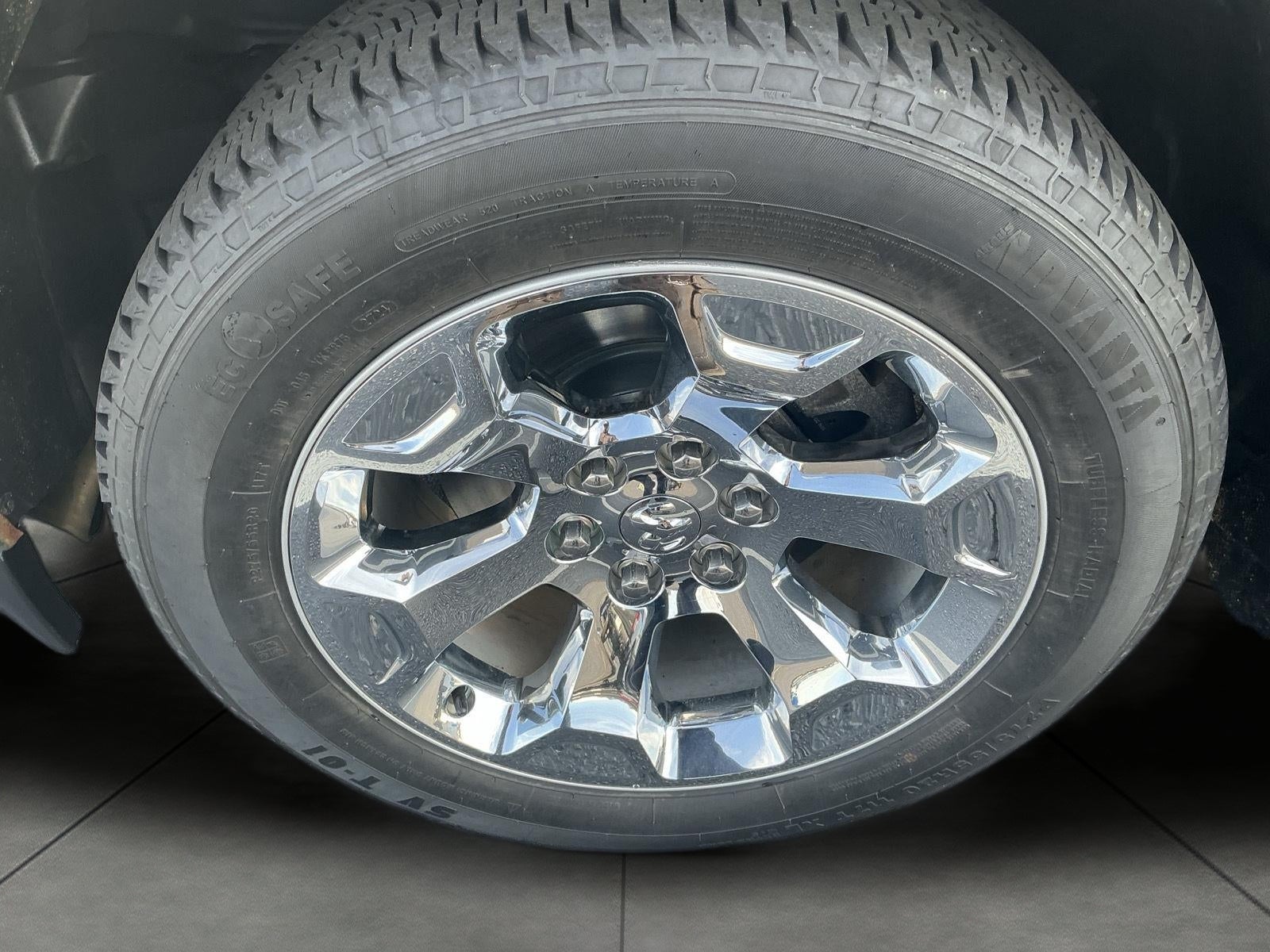 2019 RAM 1500 Big Horn/Lone Star Crew Cab 4x4 5'7' Box