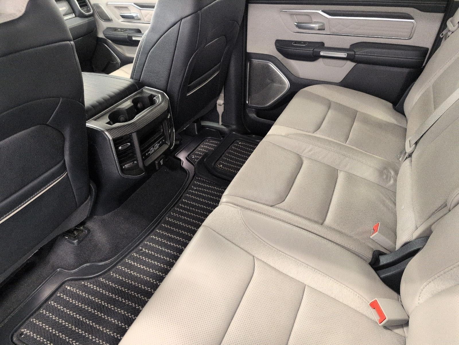 2022 RAM 1500 Limited 4x4 Crew Cab 5'7 Box
