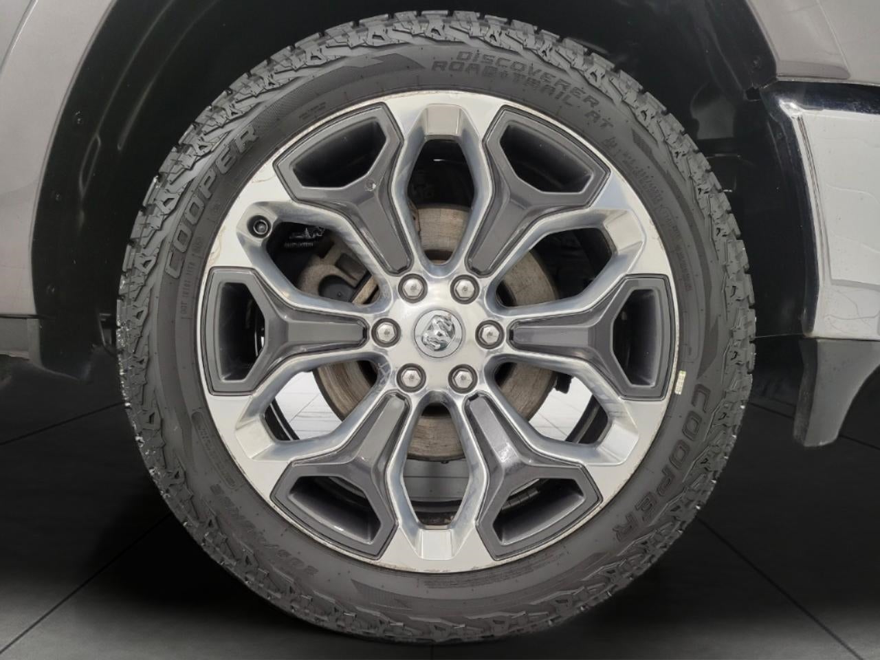 2019 RAM 1500 Limited Crew Cab 4x4 5'7' Box