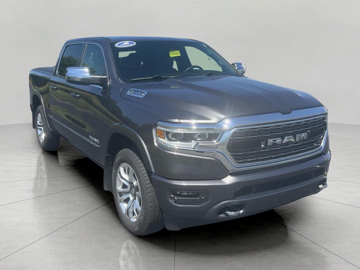2024 RAM 1500 Limited 4x4 Crew Cab 5'7 Box