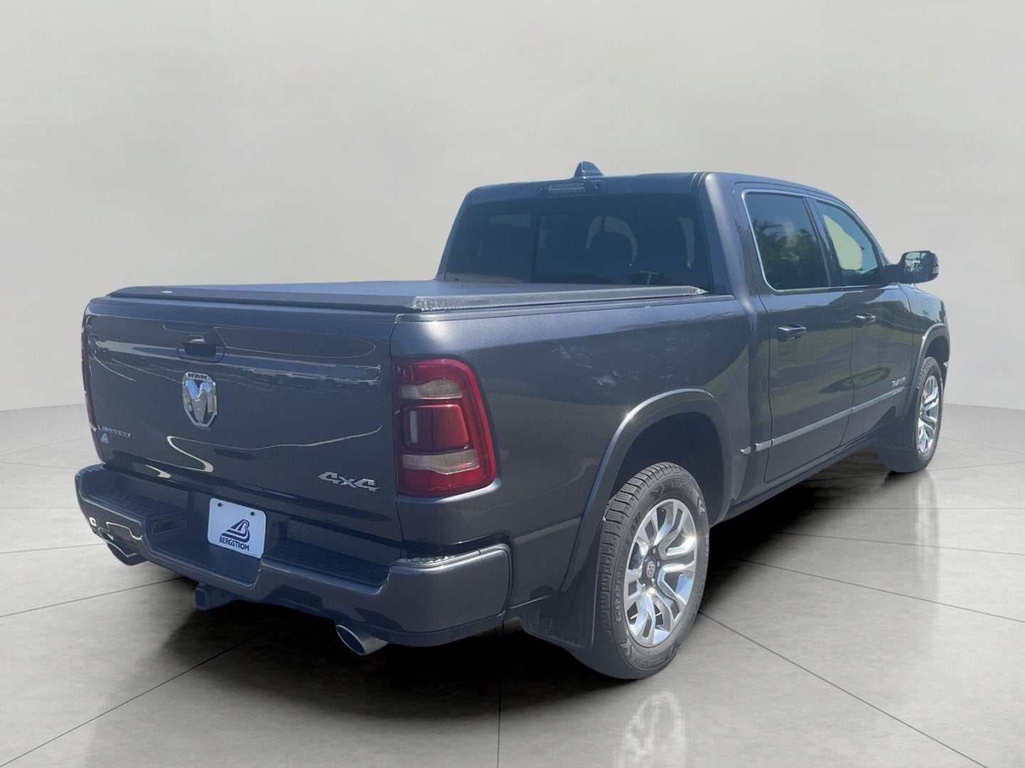2024 RAM 1500 Limited 4x4 Crew Cab 5'7 Box