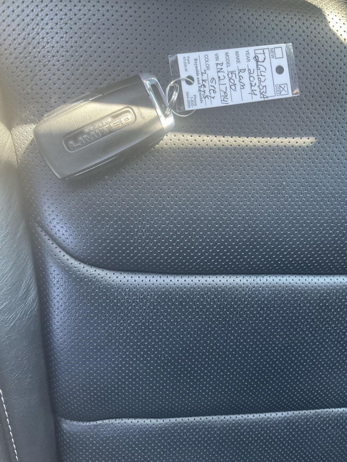 2024 RAM 1500 Limited 4x4 Crew Cab 5'7 Box