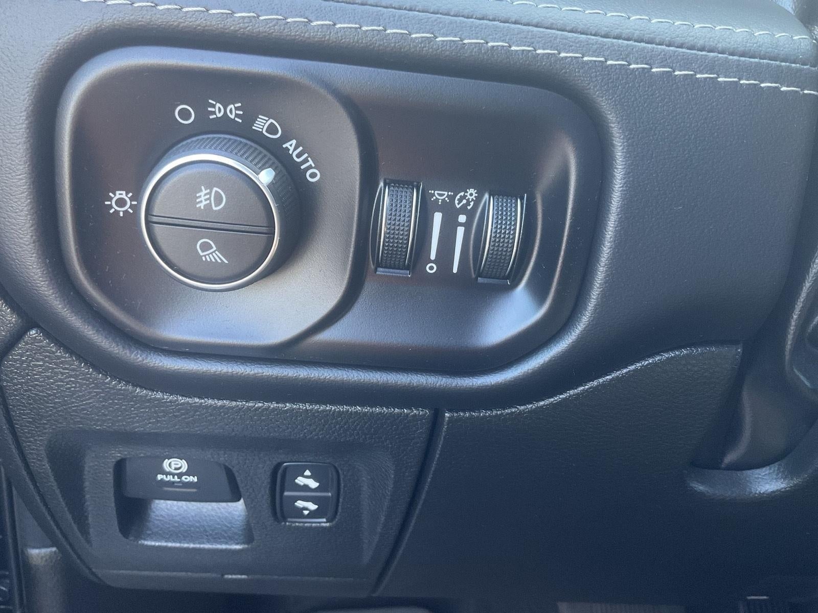 2024 RAM 1500 Limited 4x4 Crew Cab 5'7 Box