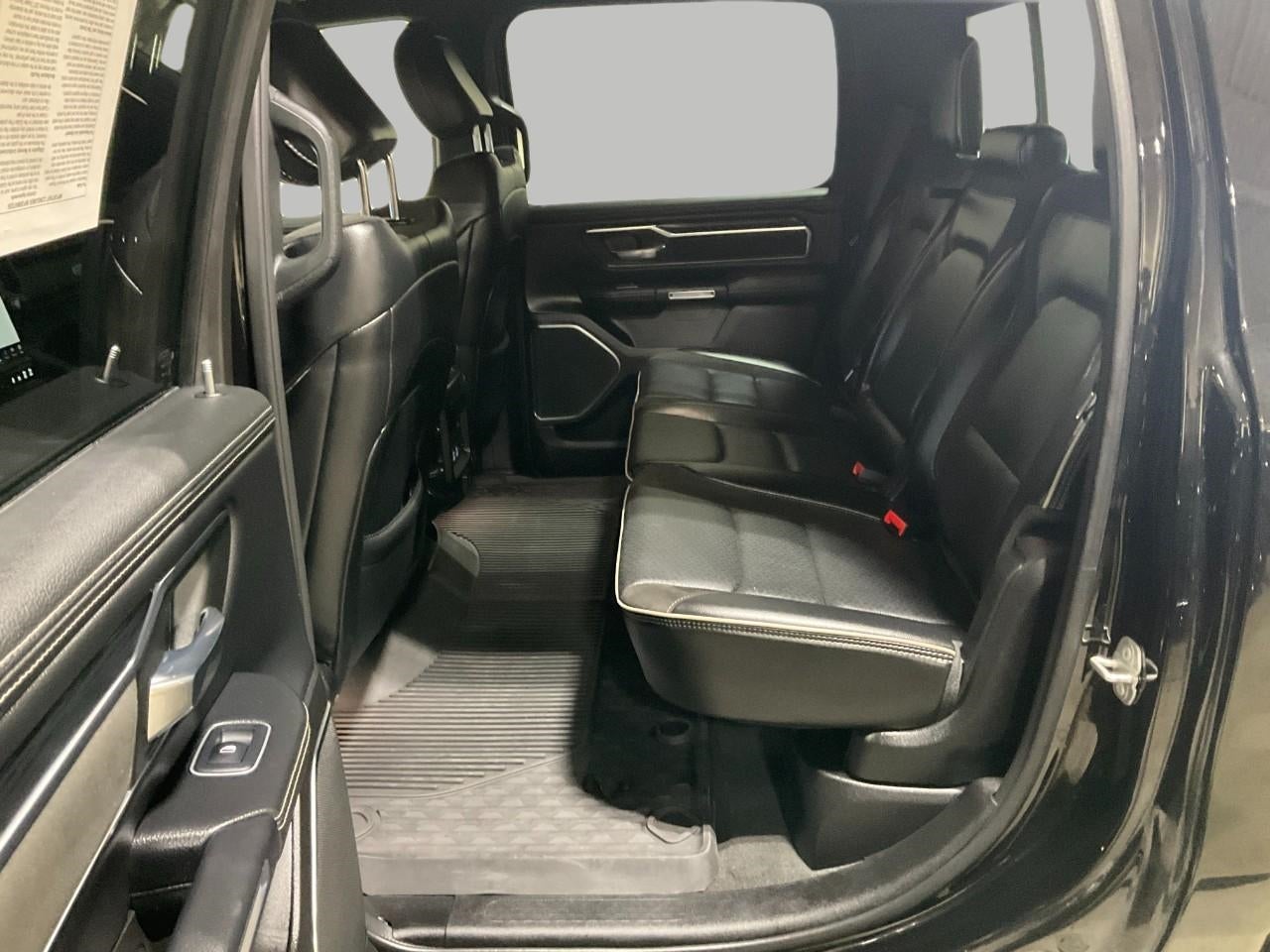 2024 RAM 1500 Laramie Crew Cab 4x4 5'7' Box