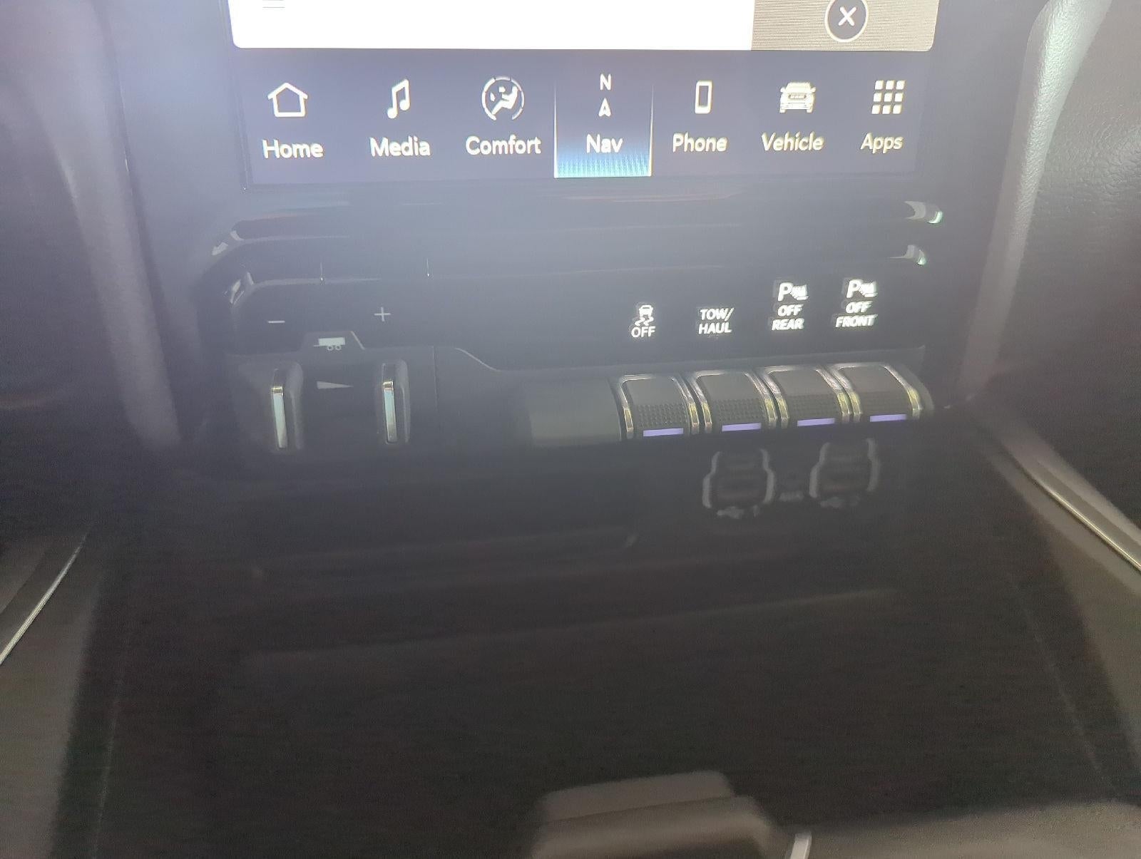 2023 RAM 1500 Laramie 4x4 Crew Cab 5'7 Box