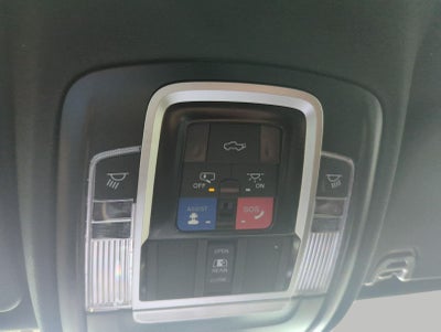 2023 RAM 1500 Laramie 4x4 Crew Cab 5'7 Box