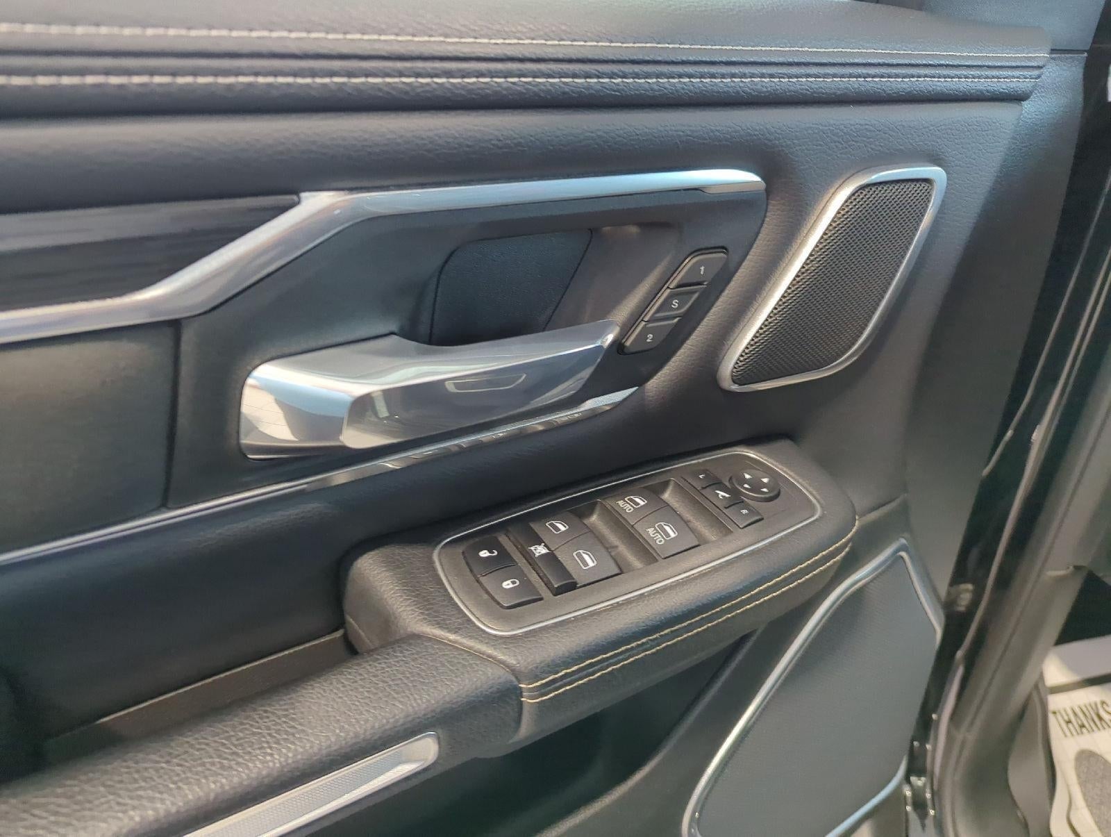 2023 RAM 1500 Laramie Crew Cab 4x4 5'7' Box