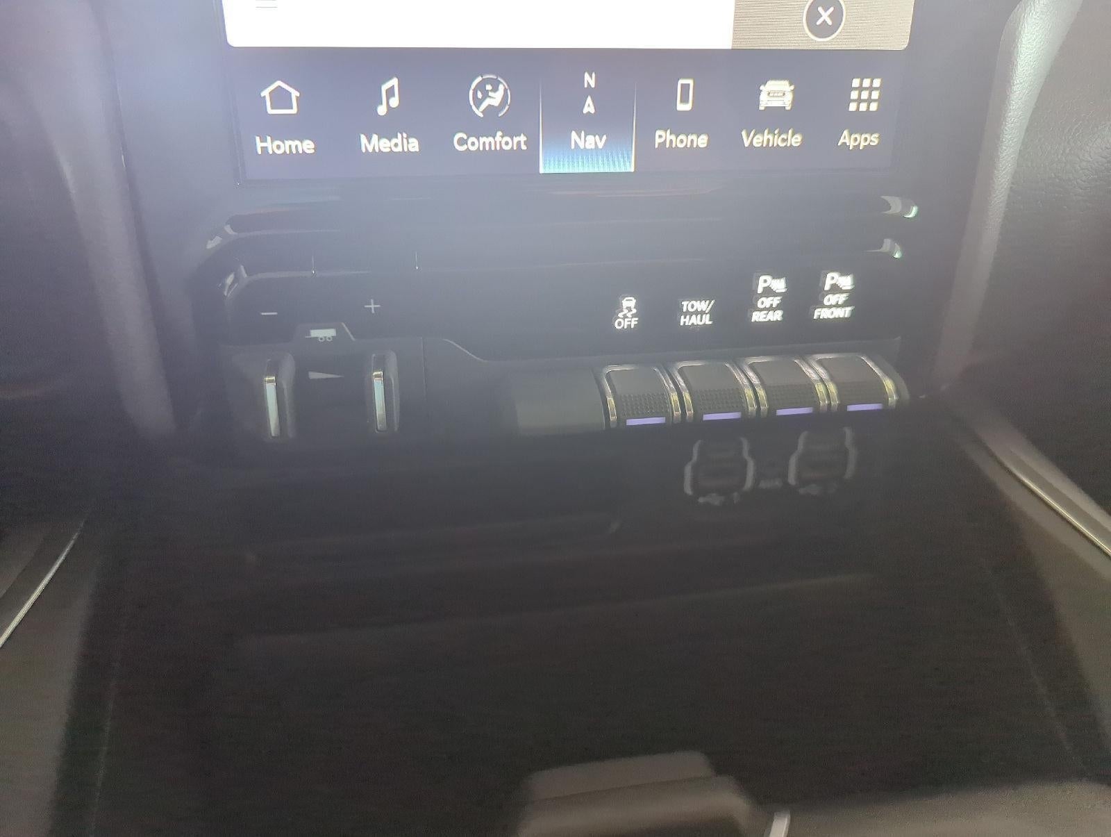2023 RAM 1500 Laramie Crew Cab 4x4 5'7' Box