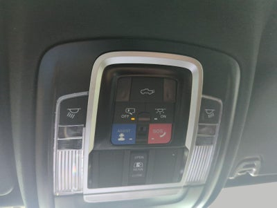 2023 RAM 1500 Laramie Crew Cab 4x4 5'7' Box