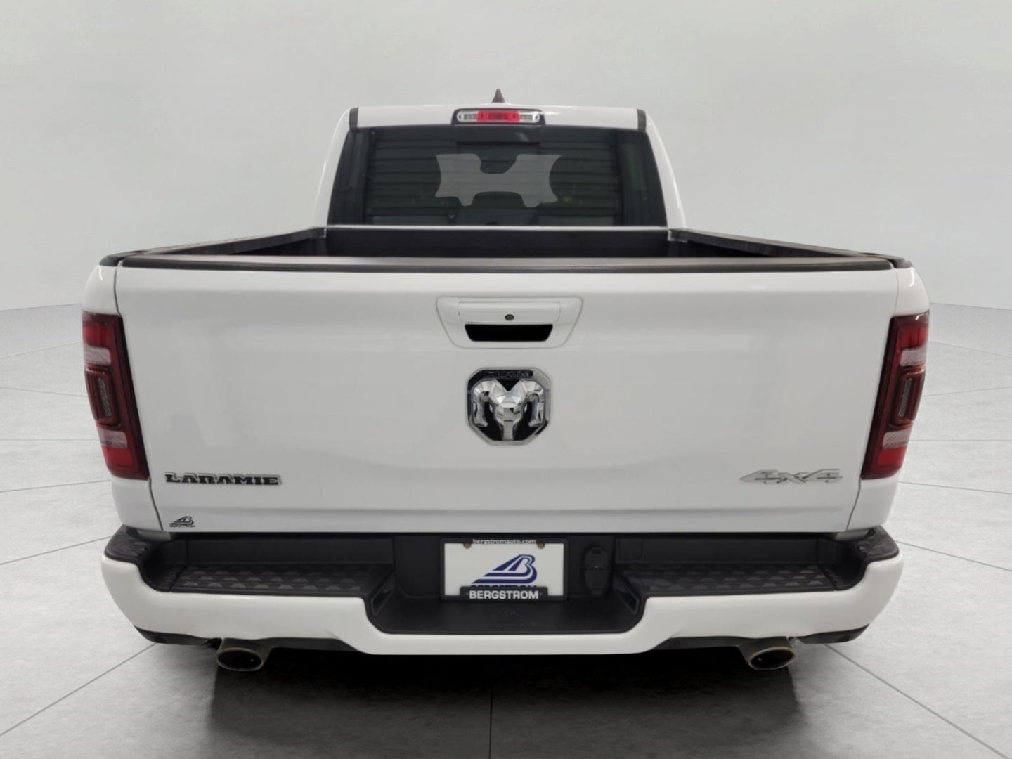 2023 RAM 1500 Laramie Crew Cab 4x4 5'7' Box